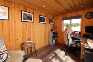 Photo 33- click for photo gallery